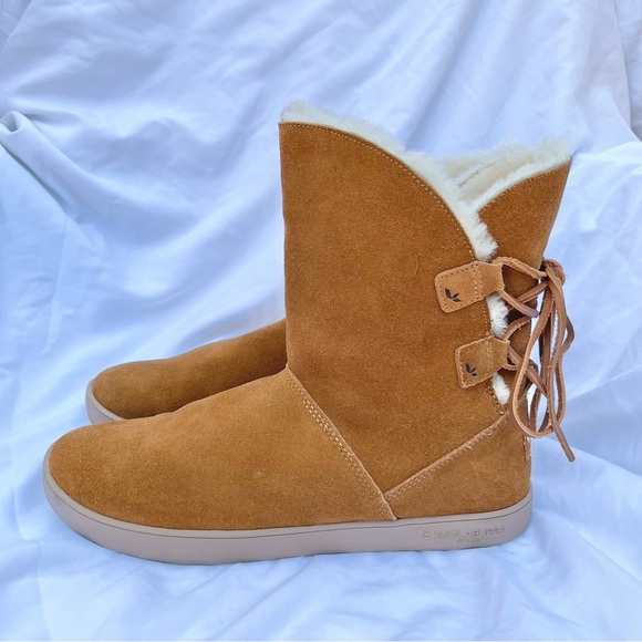 UGG | NWOT KOOLABURRA SHAZI SUEDE BOOTIES SIZE 10 - Picture 5 of 7